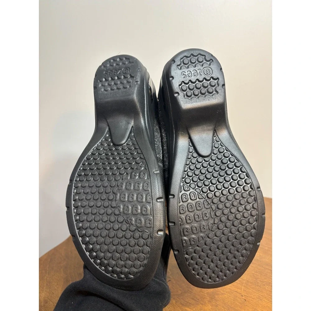 Bzees Kudos Black‎ Grey Marl Stretch Fabric Open Toe Wedge Sandals Womens 10W